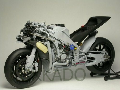 Top Studio ヤマハ YZR-M1 2...の紹介画像2