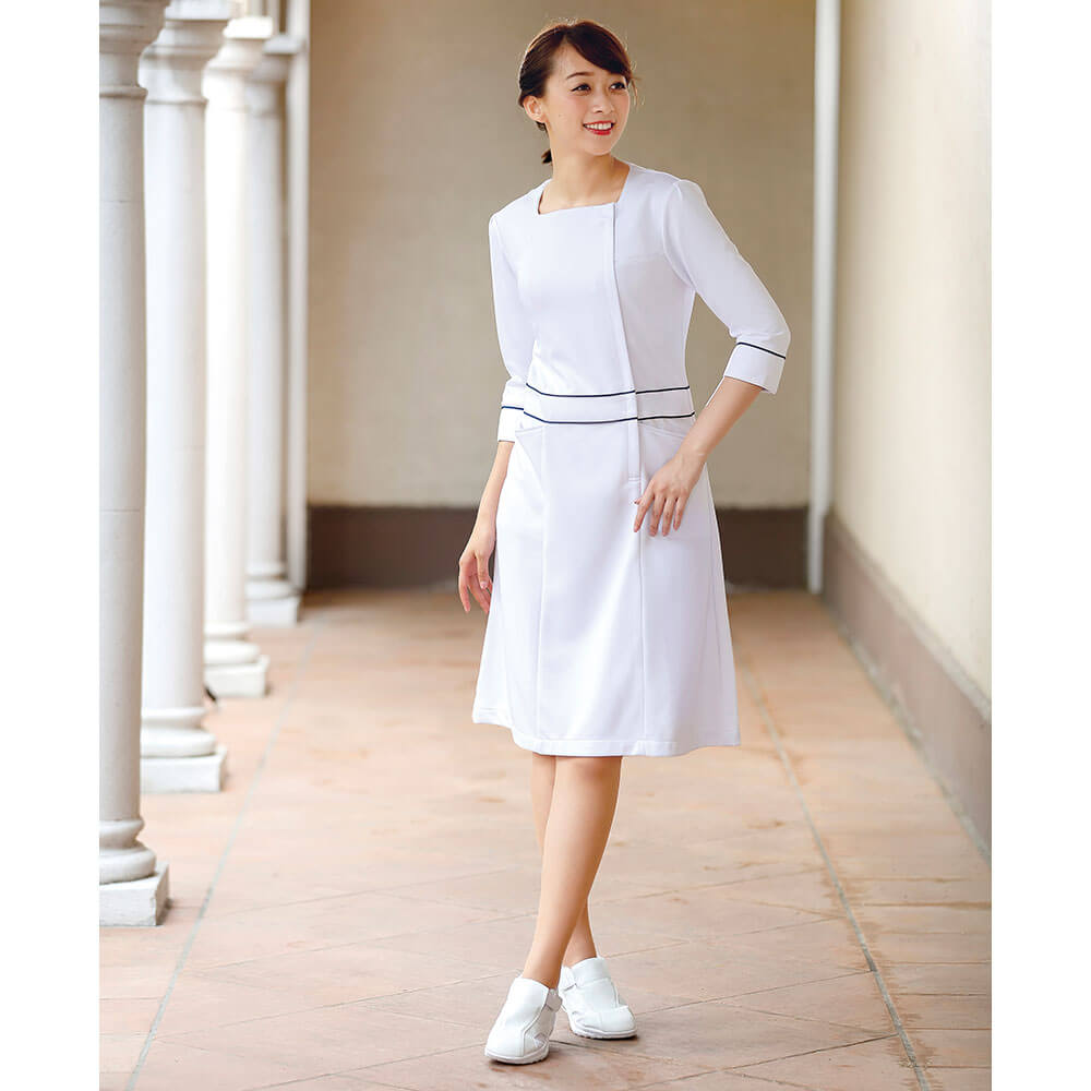 上品で綺麗なシルエット 女性らしいローウエストワンピース アクティブストレッチ ネオ 超美品 ローウエストワンピース 7分袖 1147 上品で綺麗なシルエット 女性らしいローウエストワンピース アクティブストレッチ ネオ 超美品 ローウエストワンピース 7分袖 1147