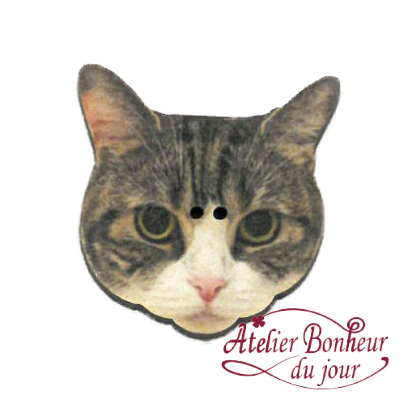 木製ボタン　ねこのペルル(Perle)　2.3cm