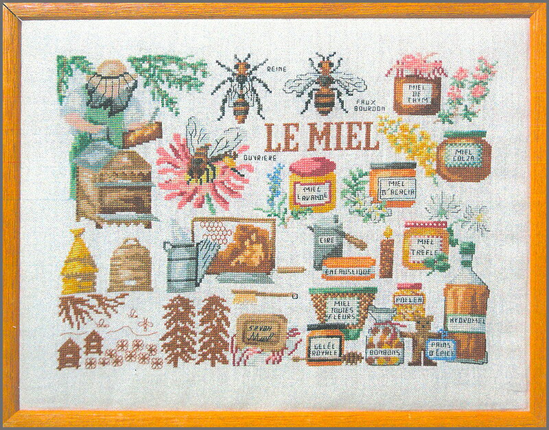 【フランス製】ルーカスクリエーションズ(LUCAS creations) クロスステッチキット Le miel【アイーダ】上級者向け 落ち着いたデザイン、カラーで少し大人な作品が多めのルーカスクリエーションズ。 何か新しいものをお探しの方にオススメ！童話の作品は、フランス語でストーリーが再現されているとか.... 刺繍を楽しんだ後は、額に入れてお部屋に飾ったり、カバンに貼り付けたりなど、ルーカスクリエーションズの世界を楽しんで！ 【キット内容】 ・アイーダ16カウント ・刺繍糸(DMC) ・カラー図案 ・フランス語説明書 ・刺繍針 【ポイント数】200x150ポイント ※画像のフレームは付いてきません。ご了承ください 《皆様へのお願い》 ・著作権について ご注意 : この図案を無断でコピー、スキャン、完成製品、記事、イラスト等をインターネットに掲載することを禁止します。 ・ご返品について お客様都合でのご返品は商品に図面が入っている特性上、開封された商品の返品はお受けできません。ご了承ください。