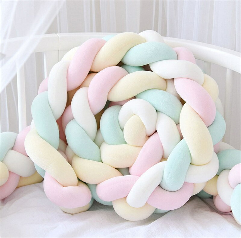 ベビーベッドガード ベッドガード 寝返り防止クッション 3M 4本編みノットクッション クッション ベッドサイド サイドガード ベッドバンパー 赤ちゃん 新生児 ベビー 結び目 部屋飾り 北欧 癒しアイテム 撮影 モノトーン 布団落下防止 出産祝い 海外通販
