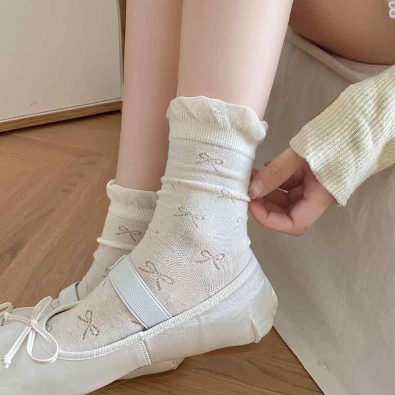 Sports Sandal - 靴下 女の子 中筒 夏用 薄手 レース リボン 飾り 綿 素材 シームレス 白 カラー かわいい 軽量 吸湿速乾 普段使い 通学 合わせ