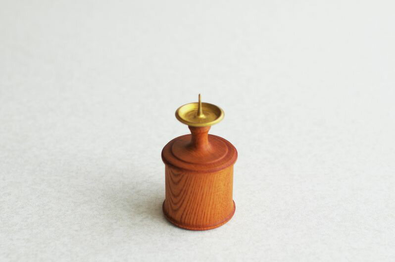 大與 Wooden Candle Stand - S　 欅 木 木製 燭台 ウッド キャンドルスタンド アンティーク キャンドルホルダー 高級 ろうそく立て 火立て ローソク おしゃれ ケヤキ けやき ランプ 照明 ナチュラル ミニ オシャレ ヨーロピアン 近江手造り和蝋燭大與 daiyo