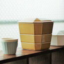 ひとつにまとまる隅切り重箱 うす飴 4点セット 磁器 お重 入れ子式 重なる食器 おしゃれ スタッキングボウルセット セット食器 小田陶器 美濃焼 岐阜県 名産...