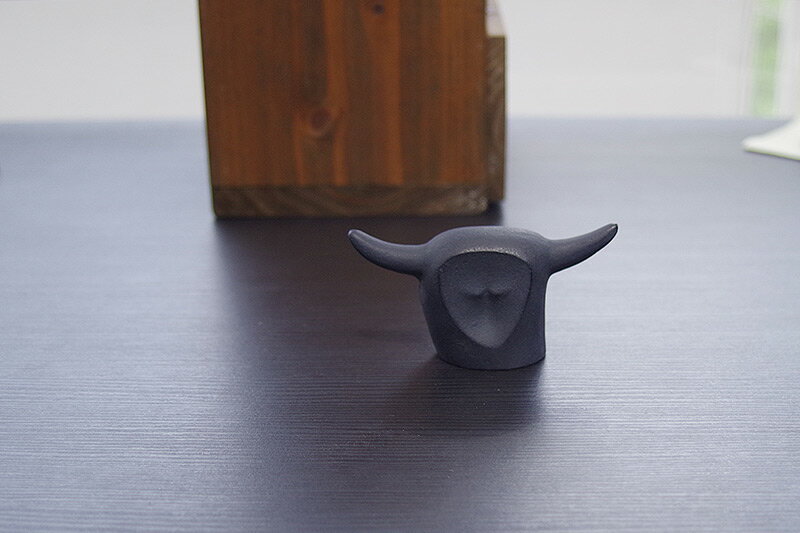 博鳳堂 文鎮 - 牛 41005 ペーパーウェイト 書鎮 鉄 南部鉄器 馬場忠寛 炭谷三郎商店【春ギフト】鋳物