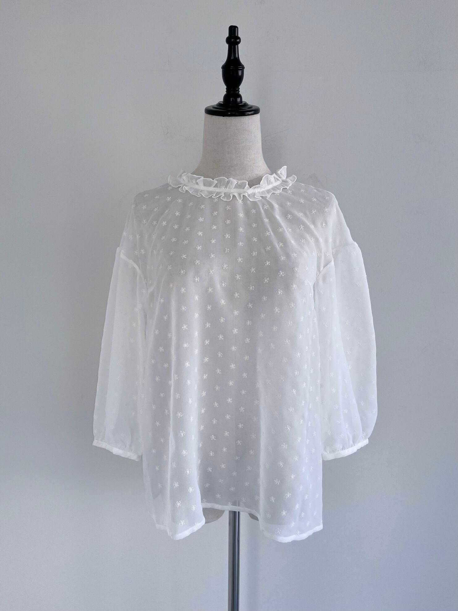 【Bilitis dix-sept ans】 Crape Lace Blouse ビリティスディゼッタン クレープ レース ブラウス シアー フリル 小花柄 総柄 フェミニン フォーマル 2911-822A KOKO