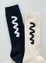 【MARCOMOND】 Wavy Socks マルコモンド ウェイビー ソックス 靴下 リブソックス カジュアル スニーカーソックス ライン コットン Ivory Black ONMM-004 KOKO