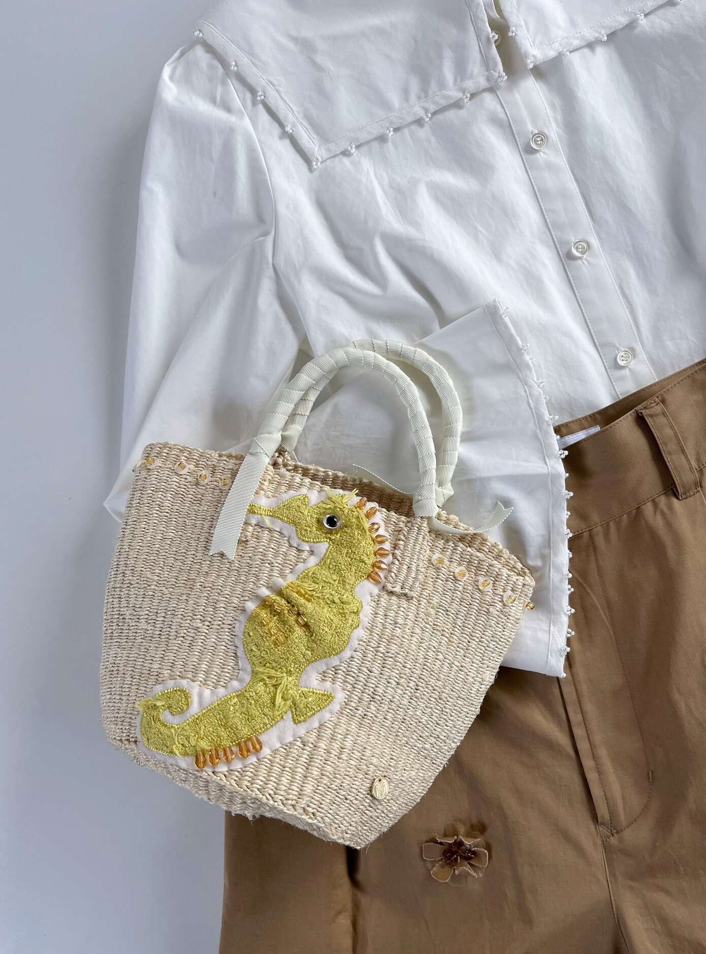 【MUVEIL】 タツノオトシゴバッグ ミュベール 刺繍 カゴバッグ ビーズ 麻 動物 モチーフ カジュアル 着..