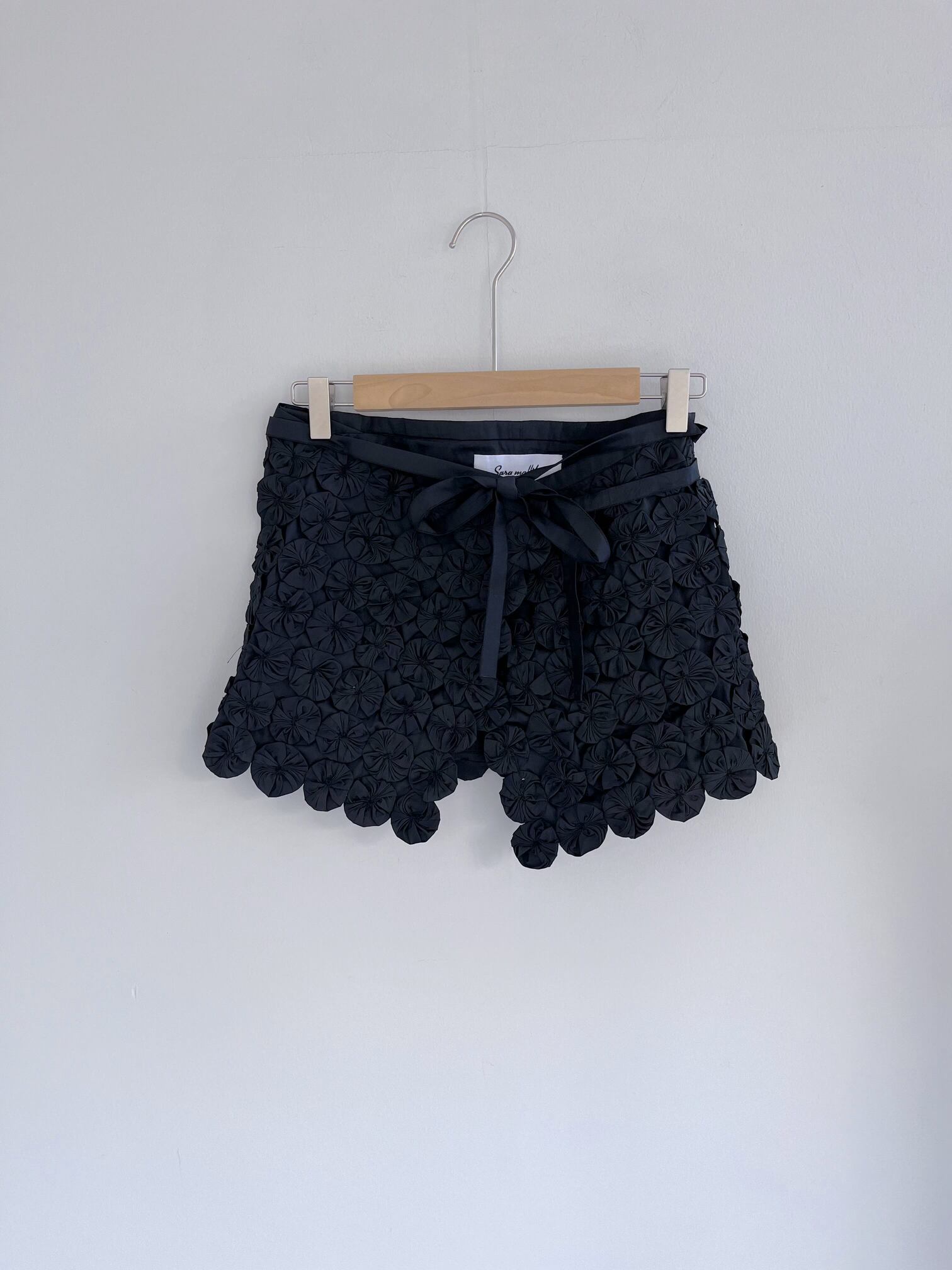 【Sara Mallika】 Yoyo Wrap Skirt サラマリカ ラップスカート キルト 巻きスカート パッチワーク お花 Black 020342SS2 KOKO