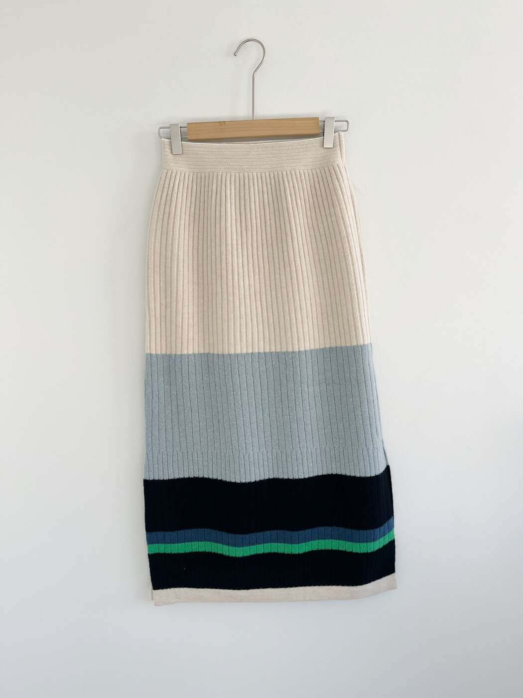 【TRICOTÉ】 PLAIN RIB MULTI SKIRT トリコテ プレーン リブ スカート ニット タイトスカート Iラインスカート サイドスリット 裏地付き ウール ストレッチ性 カジュアル ボーダー Ivory TR33SK043 KOKO