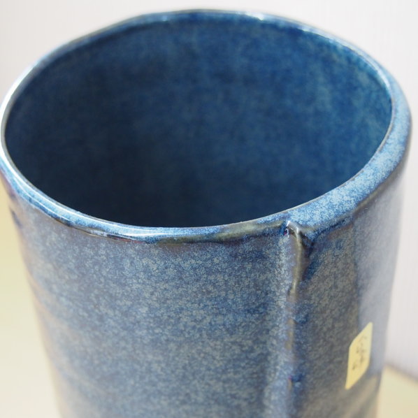 花瓶 陶器 ナマコ巻き型8号花瓶 直径約11cm 日本製 美濃焼 和風 花器 花生 花立て 筒型 フラワーベース インテリア かびん 通販 販売 玄関 和室 茶室 床の間 業務用 旅館 客間 応接室 新築祝い xc 結婚祝い 開業祝い お祝い 贈り物 ギフト プレゼント 即発対応 [3]