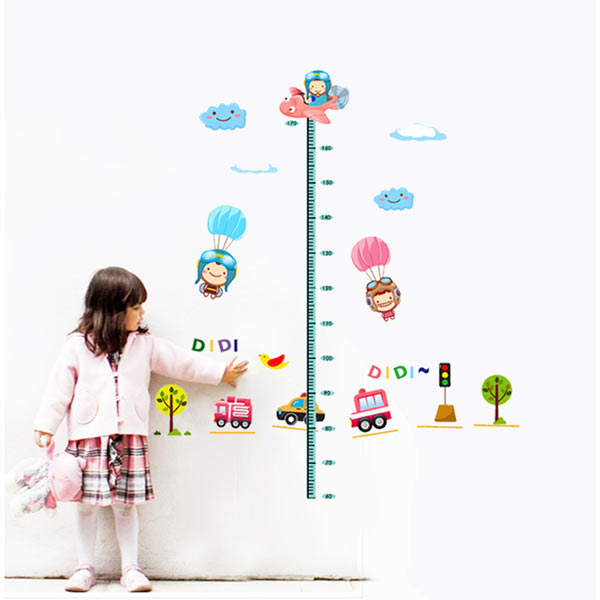 貼ってはがせる簡単ウォールステッカー 楽しいおともだちの身長計