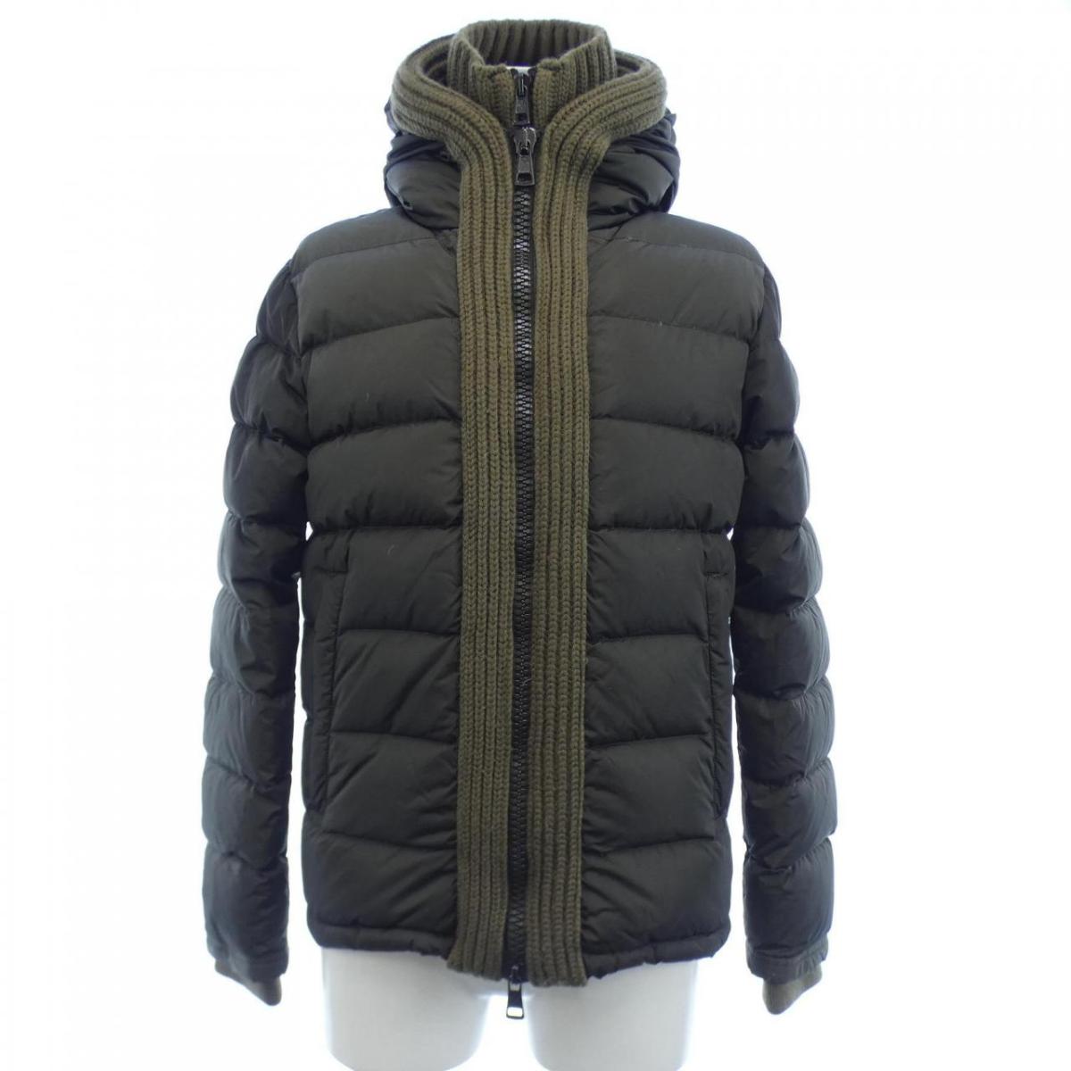 モンクレール MONCLER ダウンジャケット【中古】