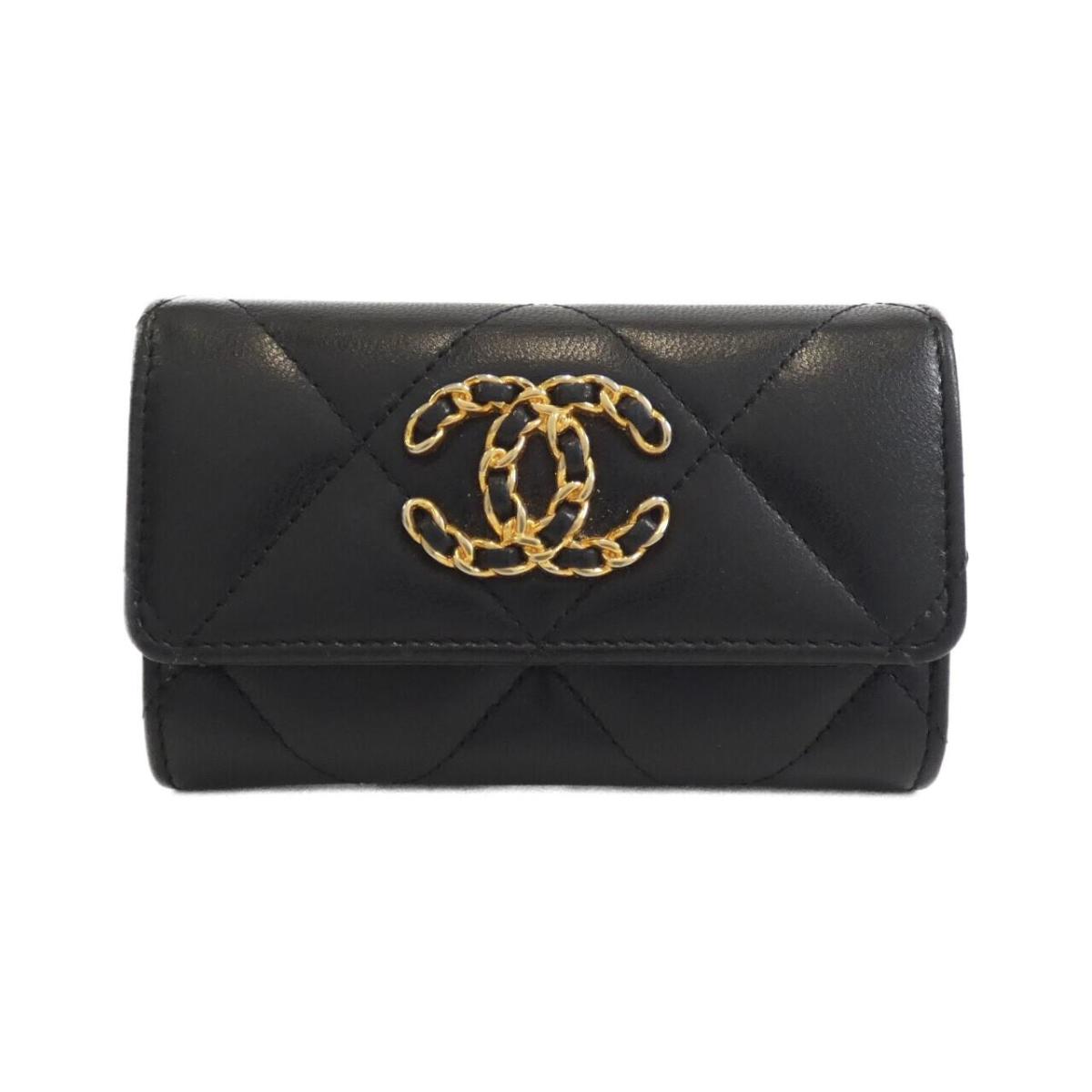 CHANEL レッド キルティング 名刺入れ 専用袋付き レッド（赤）系 CHANEL(シャネル) カードケース・名刺入れ