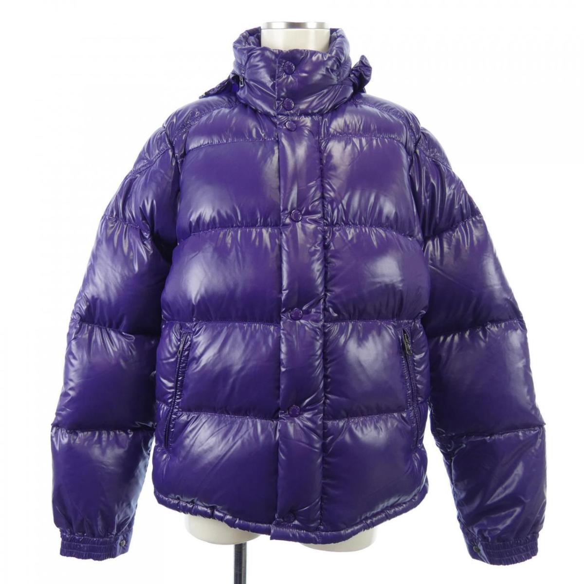 モンクレール MONCLER ダウンジャケット【中古】