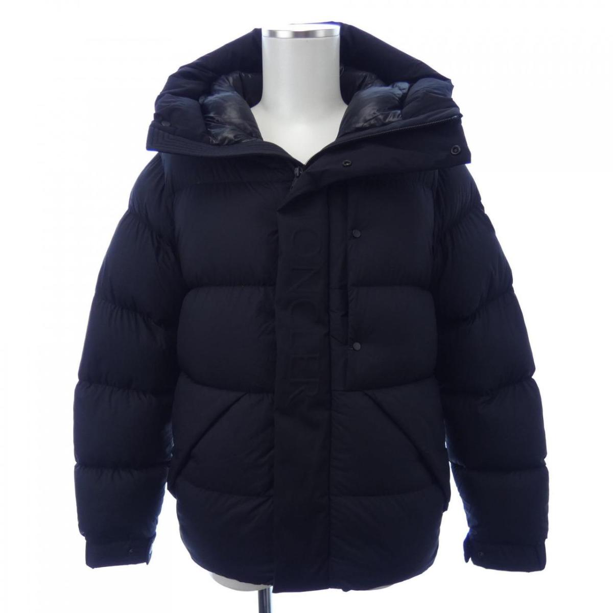 モンクレール MONCLER ダウンジャケット【中古】