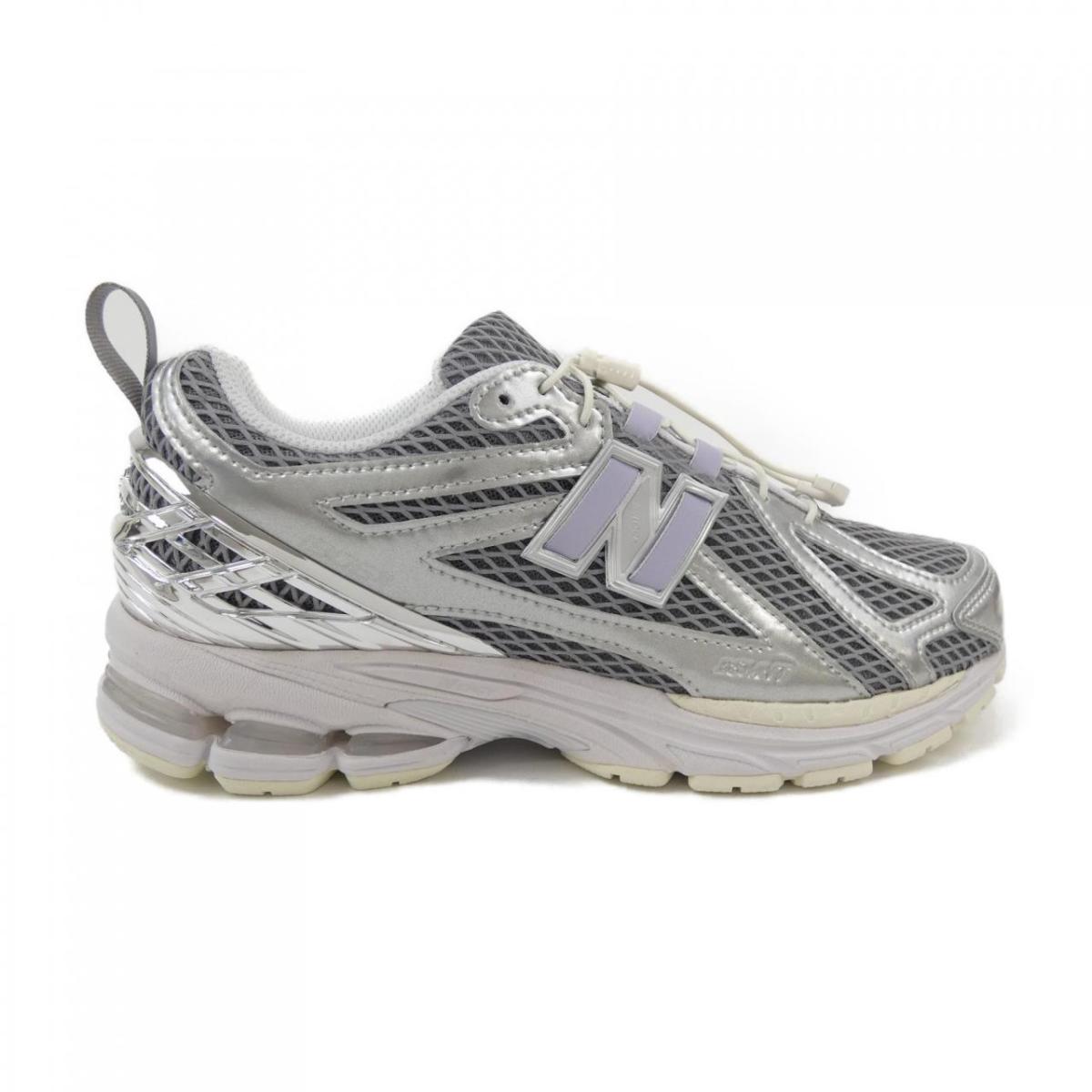 ニューバランス NEW BALANCE スニーカー【中古】