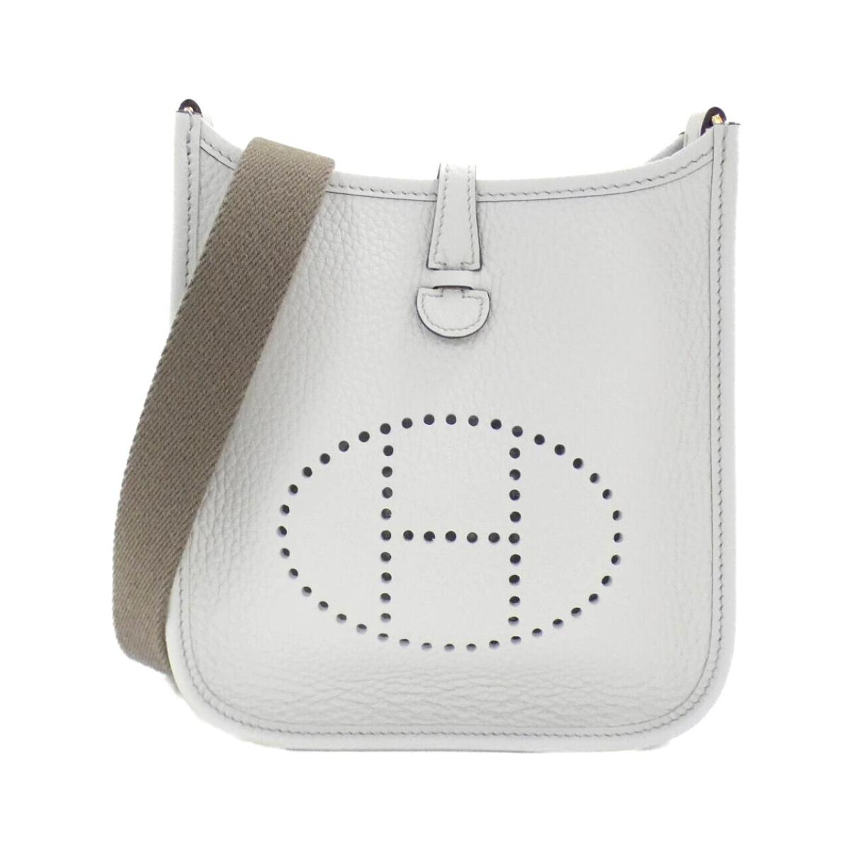 【未使用品】エルメス エヴリン アマゾン 16cm 069426CC ショルダーバッグ【中古】のサムネイル