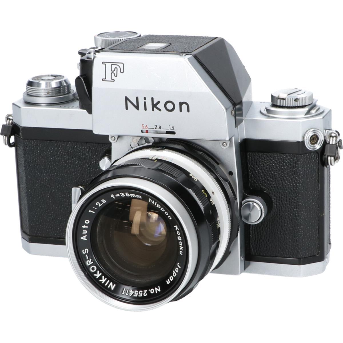 外観評価：使用によるスレが見受けられ、キズのある状態です。 レンズ内の状態評価：キズが見受けられますが、撮影結果に影響ないと思われる状態です。ブランド/メーカー:NIKON商品名:NIKON　FフォトミックFTN　35mm　F2．8付通称:フィルムカメラ商品ランク:中古品C型式:FフォトミックFTN 35/2.8付保証期間:1ヶ月詳細説明:外観評価：使用によるスレが見受けられ、キズのある状態です。 レンズ内の状態評価：キズが見受けられますが、撮影結果に影響ないと思われる状態です。 【保証について】 保証期間内に日本国内で、取扱説明書および注意書きに従った正常な使用状態で故障が発生した場合に返品対応させていただく返品保証です。 修理対応は行っておりませんのでご了承ください。 ※記載や画像にない付属品はお付けできません。 また、付属品の状態は商品ランクの評価には含まれておりません。 【備考】 ・外観全体にスレ、キズがあり、やや使用感が強い個体です。 ・ファインダー接眼面に拭きキズが多くあります。また、プリズムの合わせ目に腐食が少しある他、点カビがやや見受けられます。 ・スクリーンはA型です。 ・ミラーに小さな点キズがあります。 ・レンズ前玉の内側に薄い拭きキズがややあります。 【付属品】 フロントキャップ/ソフトシャッターレリーズAR-1在庫店舗:名古屋本店 本館