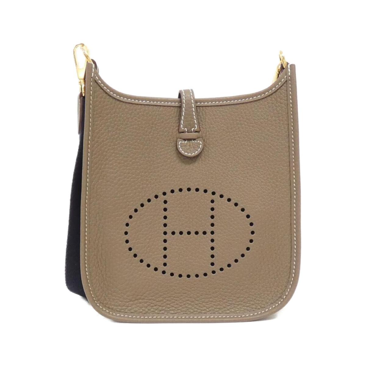 【未使用品】エルメス エヴリン アマゾン 16cm 069426CC ショルダーバッグ【中古】のサムネイル