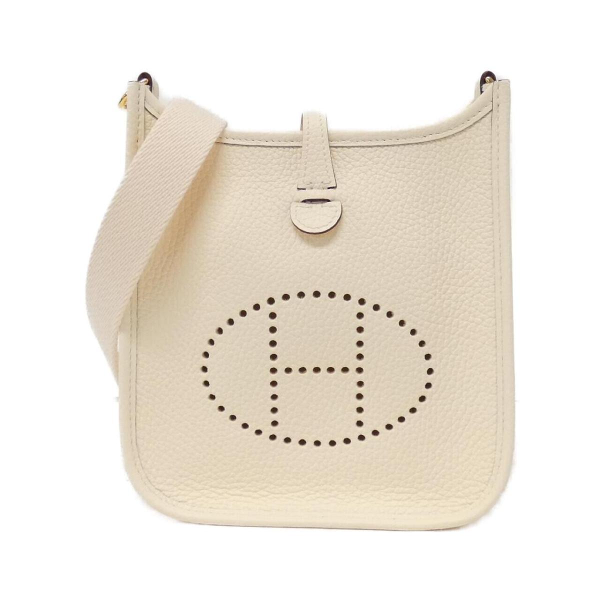 【未使用品】エルメス エヴリン アマゾン 16cm 069426CC ショルダーバッグ【中古】のサムネイル