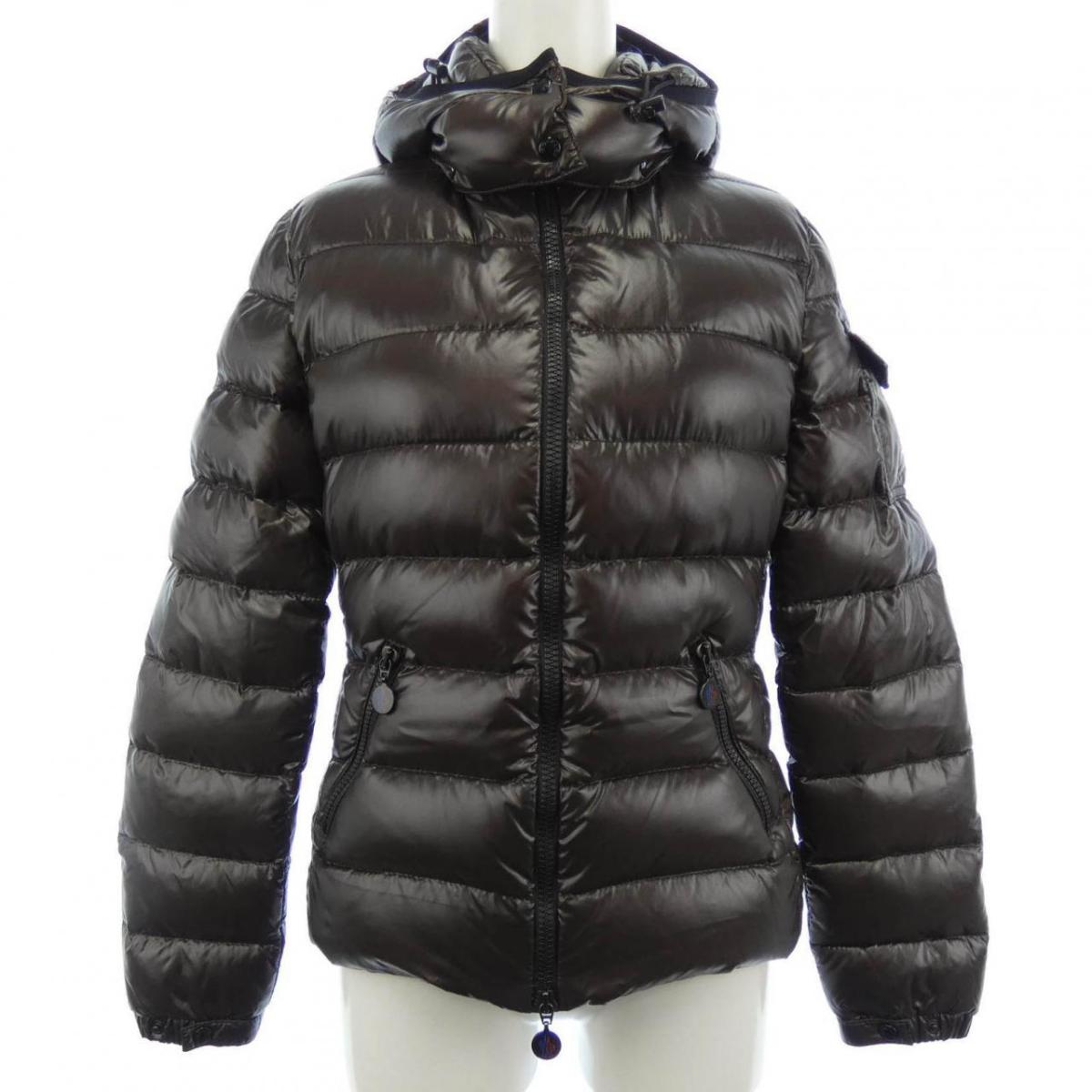 モンクレール MONCLER ダウンジャケット【中古】