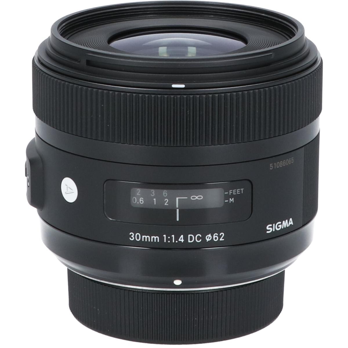 SIGMA　ニコン30mm　F1．4DC　HSM（A）【