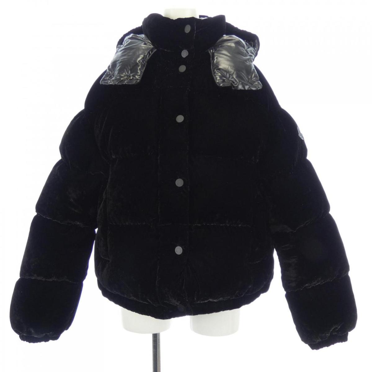 モンクレール MONCLER ダウンジャケット【中古】