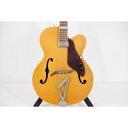 1940年代の初期のSynchromaticを彷彿とさせる『G100CE SYNICHROMATIC ARCHTOP CUTAWAY』が入荷いたしました！ブランド/メーカー:GRETSCH商品名:GRETSCH　G100CE通称:エレキギター商品ランク:中古品AB型式:G100CE付属品:専用ハードケース．詳細説明:1940年代の初期のSynchromaticを彷彿とさせる『G100CE SYNICHROMATIC ARCHTOP CUTAWAY』が入荷いたしました！ ゴージャスなルックスの多いグレッチの中でも、ピックギターをルーツとするシンプルなアーチトップ・スタイル。 40年代のシンクロマチック・ヘッドストック形状に、ヴィンテージのパーロイド・グレッチロゴ・インレイがノスタルジーさを感じさせるクラシックなデザインです。 グレッチオリジナルのシングルコイルPUをマウントし、ふくよかなボディ鳴りをしっかりとアンプからアウトプット。 スウィングやシャッフル、カントリーといったご機嫌なリズムが弾きたくなる一本です。 わずかな傷 、目立ったダメージはほとんどなく 比較的きれいな印象です。 トラスロッドの効きは良好で、順反り修正方向、逆反り修正方向共に十分に調整する余裕がある状態です。 ネックの反りはロッドで調整済で、ほぼストレートな状態です。フレットに薄っすらと減りは見られますが、十分に残っており演奏には特に支障のない状態です。 【交換箇所】2.8 ☆KOMEHYO買取センター名古屋本店、宅配買取にて楽器の買取を行っています☆ ※付属品は記載または画像に無い場合、お付けすることが出来ません。在庫店舗:名古屋本店 本館