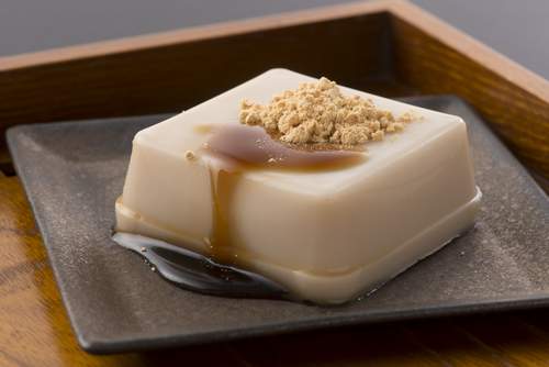 胡麻豆腐のすいーつ（黒蜜きな粉）