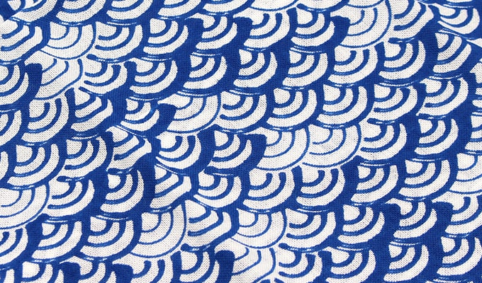 【5のつく日 24h限定店内全品ポイント7倍　母の日】手ぬぐい ロング 青海波（大） 180cm 2倍 切りっぱなし 手拭い 剣道 昔ながら 日本製 ハチマキ バンダナ 鉢巻き T180-019