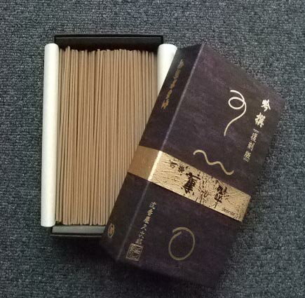 お線香 線香 お香 奥野晴明堂 吟撰 薫翠 復刻版 バラ詰 大箱 国産 天然香料 趣味のお香 部屋焚き ギフト 白檀 お土産 雑貨のサムネイル
