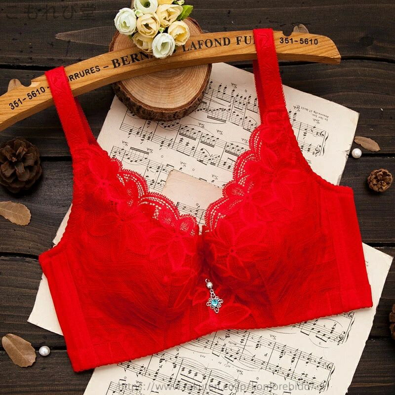 【送料無料】おしゃれ シンプル 花柄 痛くない 着痩せ 美乳 脇肉 大きめ 脇高 補正 ブラ フルカップ セクシー 大きいサイズ アンダー