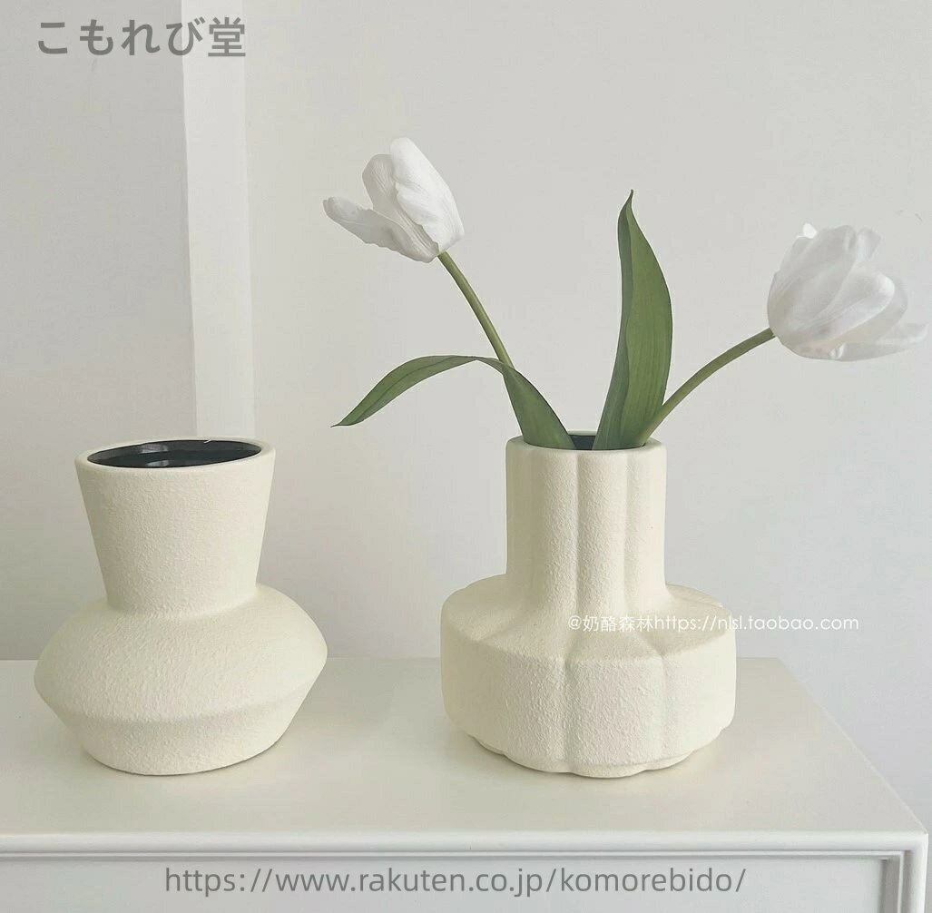 【送料無料】アンティーク　花瓶　一輪挿し　花束　おしゃれ　かわいい　北欧　雑貨　韓国　インテリア　白　ホワイト　ベージュ　陶器　セラミック　大きい　大き