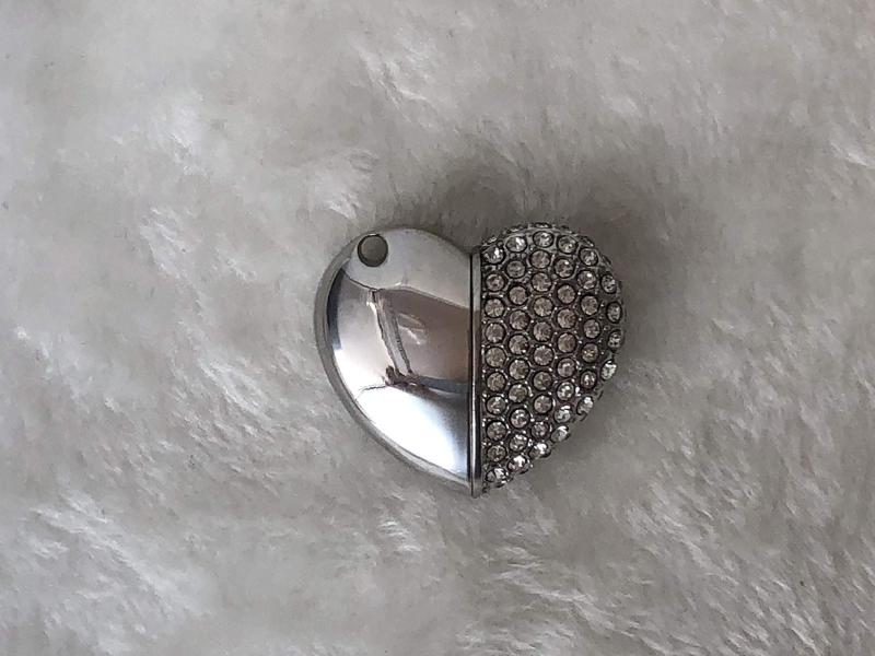 [ASCENDAS]きらきらハートUSBメモリー16GBシルバー