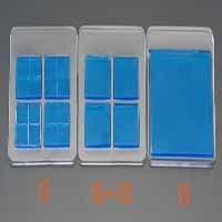 50x 50x5mm 耐震ベース(角/4枚)材質:ウレタンエラストマー^各種周辺機器用^サイズ(mm):50×50×5^入数:4枚^耐荷重(1枚あたり):25kg