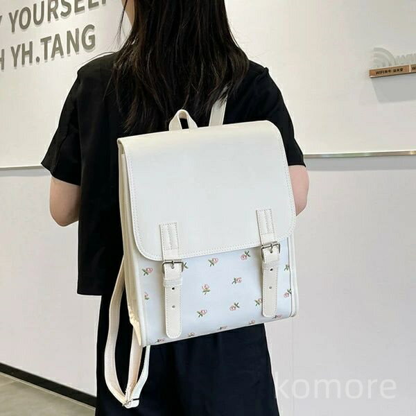 【送料無料】リュック カジュアル 革 鞄 A4 2カラー 入学 ジュニア おしゃれ バッグ かわいい 大容量 通勤 通学 大人 お出掛け 便利