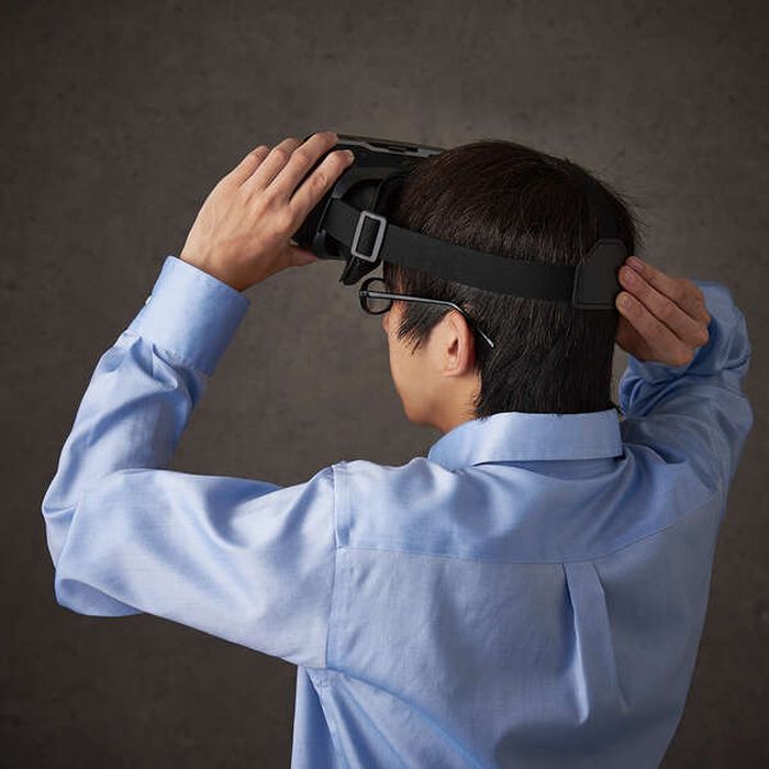 【代引不可】スタンダードVRゴーグル VRリモコンセット スマホ 4.8～7.0インチ対応 VR体験 バーチャル 映像 VRグラス ブラック エレコム VRG-M02RBK