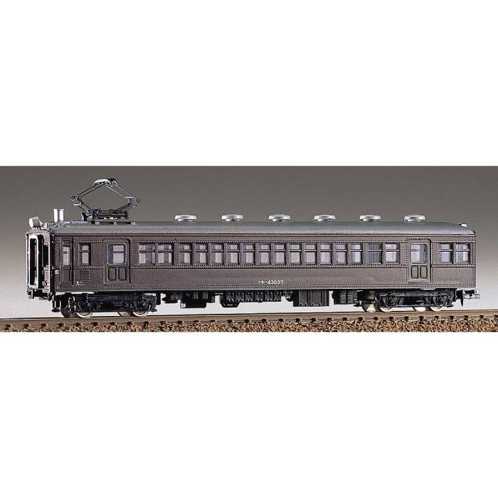 SEARCH WORD：鉄道模型 エヌゲージ Nゲージ スケール 電車模型 列車模型 電車 モデル セット キット ジオラマ リアル 車両商品概要：クモハ43形は、京阪神の省電運転に先立って製造された本格的な2扉クロスシートの長距離電車です。のちに本形式をもとに製作された「流電」ことモハ52形などと共に関西省電の黄金時代を築いた立役者です。戦後、関東の3扉車と交代して、70系と共に横須賀線や伊東線で使用されるようになりました。一時は伊豆から上越まで広く活躍しましたが、横須賀線への111系進出と前後してローカル線への転出が始まりました。また、横須賀線に残った車両は3扉化され（クモハ51200 ・クモハ50）ましたが、これらものちに地方線区へ転出しました。なおクモハ43形の最後の活躍の場は、飯田線 ・大糸線（低屋根車）でした。 ■板状の未塗装プラ製車体キットです（成型色：グレー）。 ■本キットは、末期まで原型を保った平妻形の片運転台車を再現できます。 ■未塗装キットのため、ディテールアップ工作や塗装にこだわった製作が可能です。 ※塗料はプラ用塗料（GM鉄道カラーなど）をご利用ください。 ※動力ユニット、台車、パンタグラフ、車両マークは別売りです。 ※本製品にステッカーは含まれません。 ※写真は製品を組み立て後、塗装を施したものです。商品仕様：■メーカー：グリーンマックス■JANコード：4946950152009■商品名：Nゲージ 国鉄クモハ43形制御電動車キット 未塗装キット プラ製車体 エコノミーキット 鉄道模型 ジオラマ 車両■型番：152■ブランド：トミーテック■シリーズ：Nゲージ■セット内容：・ボディ（グレー成形）・屋根／床板／ベンチレーター（グレー成形）・幌（黒色成形）・床下機器 No.5（黒色成形）・塩ビガラス・ウエイトB・取扱説明書※詳しくは、取扱説明書をご覧ください。■ご注意事項：※模型化にあたり一部実車と異なる箇所がございます。予めご了承ください。※商品概要、仕様、サービス内容及び企業情報などは商品発表時点のものです。※最新の情報に関しましては、メーカーサイトをご覧ください。※発売前予約商品についてはメーカーの商品製造数により納期が遅れる場合やご注文キャンセルをお願いする場合がございます。