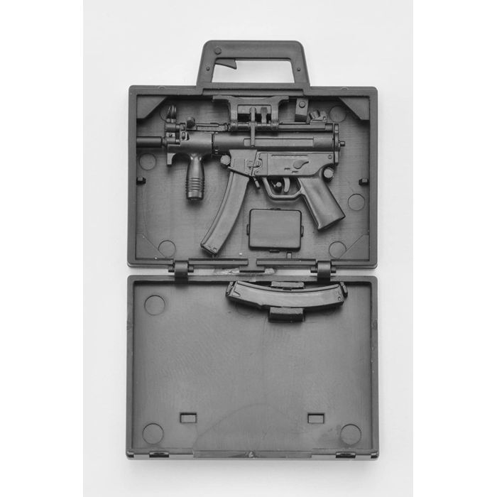 やるCANの1/12 LittleArmory リトルアーモリー MP5K コッファータイプ LA045 プラモデル 模型 トミーテック 4543736288459｜アングル3