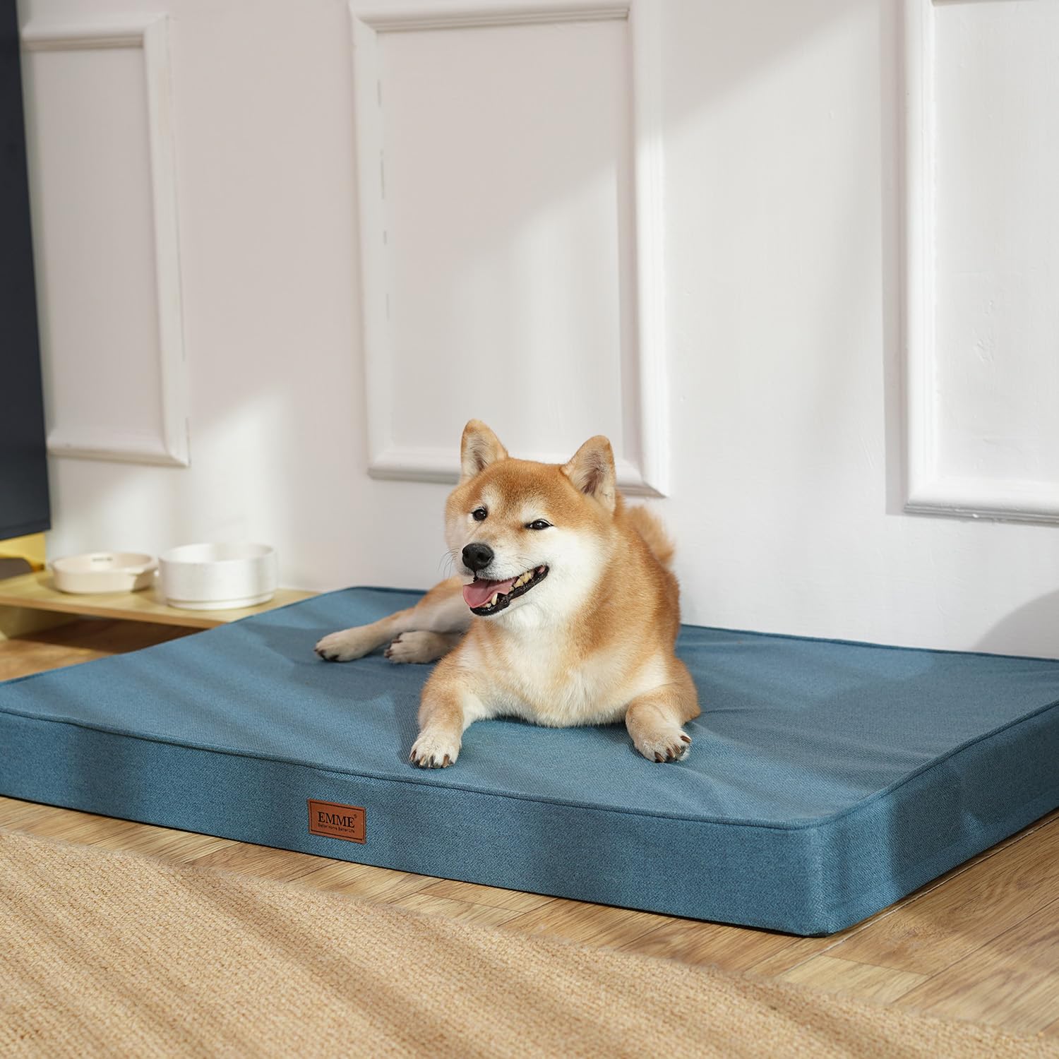 乐天商城 - EMME 犬 ベッドクッション 防水 ペットベッド ペットマット 犬用ベッド 洗える さらさら 通気性 蒸れにくい 高反発 高齢犬 子犬 猫 多頭飼い 取り外せるカバー 滑り止め オールシーズン 中型犬 大型犬 洗える ペット用ベッド105x70x9cmブ