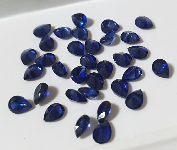 【konekoの天然石】天然認定 DPブルー サファイア3mmx3.9mm 1個 Natural Sapphire 裸石 宝石 鉱物 しずくサファイヤ ブルーサファイア天然天然ルース宝石 美しい深いが特徴 1粒売り