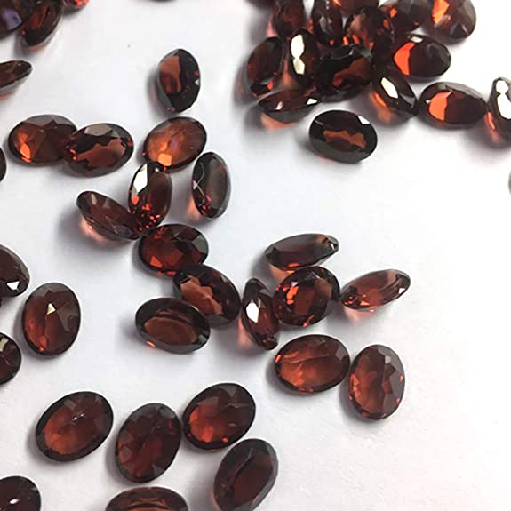 【konekoの天然石】天然ロードライトガーネットオーバルカット限定入荷ガーネット 宝石ルース約6.8X8.7mm 1粒 原石