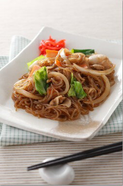 美肌 こんにゃく ソース焼きそば【1食】超低カロリー こんにゃく麺 糖質制限 グルテンフリー 炭水化物ダイエット 糖質ゼロ麺