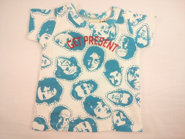 なんちゃってヒーローヒロイン人物柄がめっちゃめちゃキュートポイントの半袖Tシャツです お友達に差がつくこだわりコーディネートにおすすめアイテムです ※こちらはヴィンテージ商品です。 経年劣化による薄汚れ、ヨレ、ヤケ等が若干見受けられる場合もあります。 ご理解・ご了承にてご購入お願いいたします。 ※返品・交換できません。商品名 BAJA(バハ)★なんちゃってヒーローヒロイン人物柄いっぱい半袖Tシャツ 　　 カラー 21シロ系 サイズ 80・90・100・110・120・130cm 注意点 お色はできるだけ実物に近くなるようにしていますが、モニターの加減などで違って見える場合がございます。 実店舗でも販売しております。入れ違いで売り切れの際はご容赦ください。