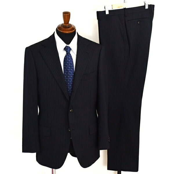 美品 ユニバーサルランゲージ 段返り 3つボタン シングルスーツ M AB6 ブラック ストライプ ノータック..