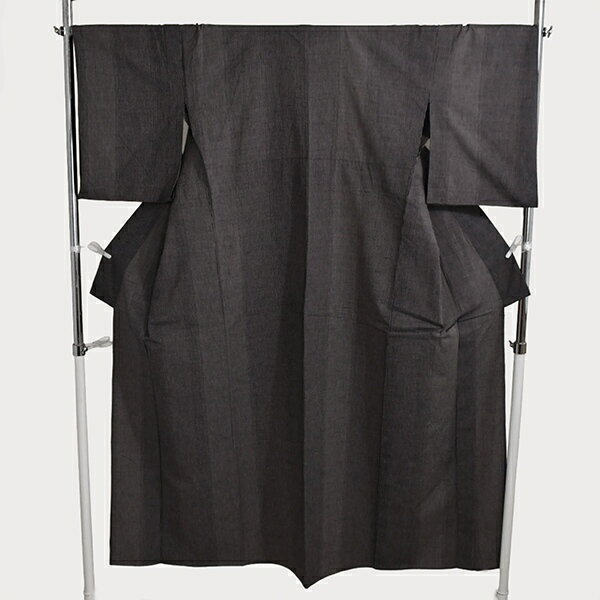 着物 女性 綿 小紋 単衣 ダークネイビー ストライプ 濃紺 縦縞 身丈157cm 綿100％ 浴衣 仕立て 普段着 お稽古 着付け 観劇 和装 5XK034..