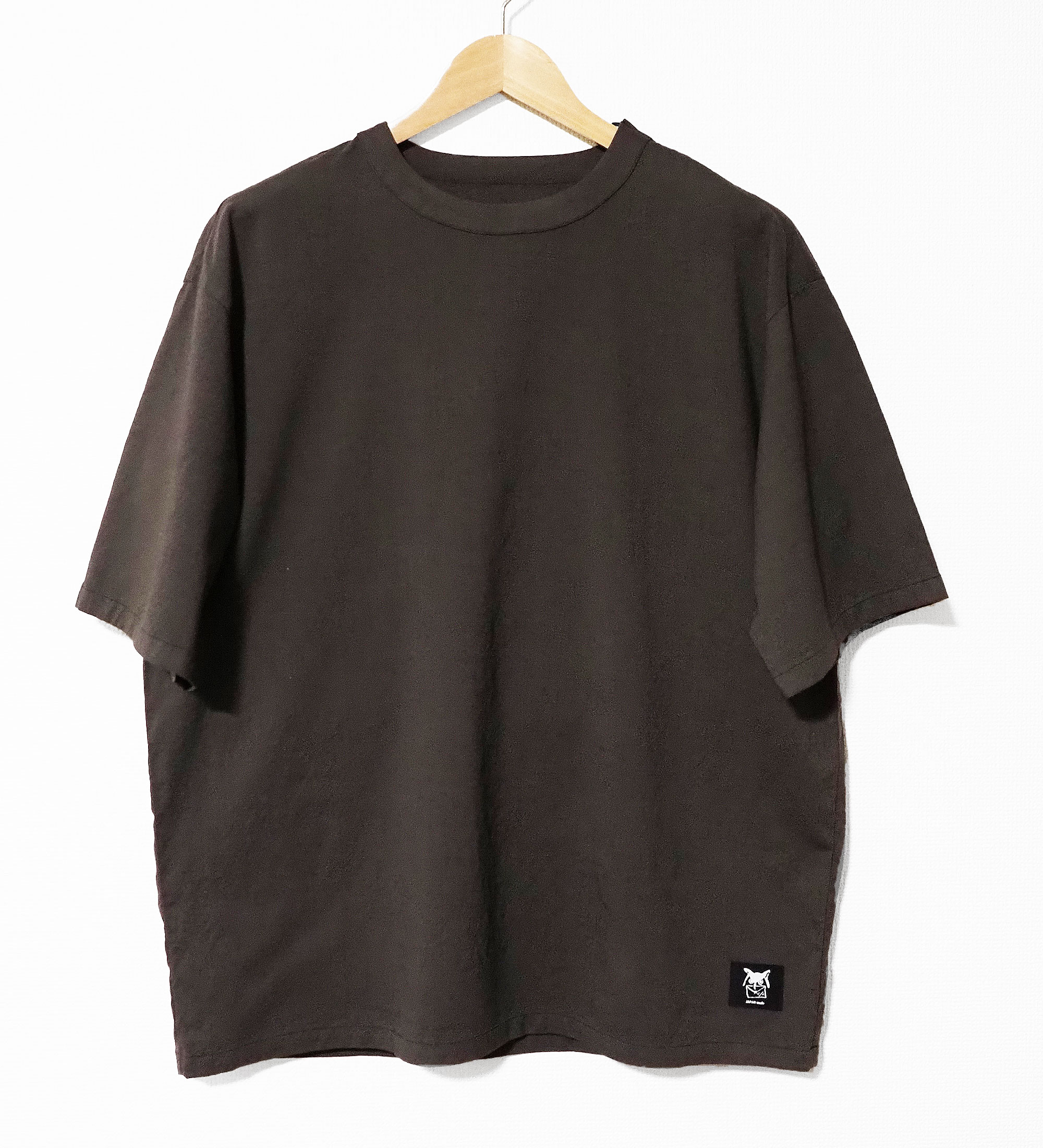 C/O. クルーネックシャツ