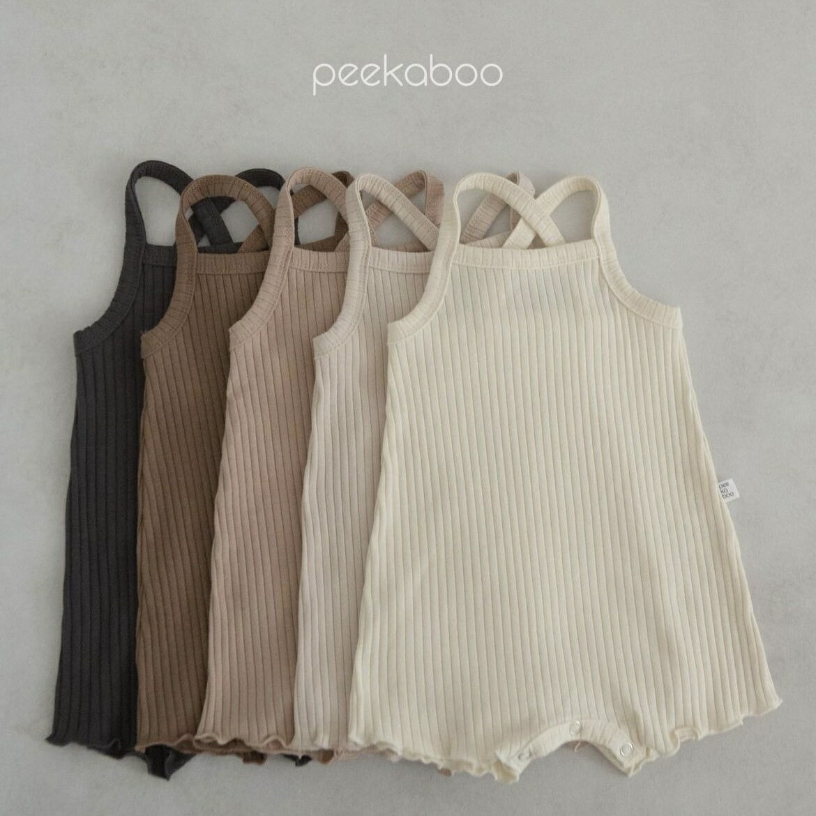 【peekaboo-baby】Mango body suit バッククロスキャミソール ロンパース カバーオール 見せキャミ ベビーフォト ルームウェア 韓国こども服