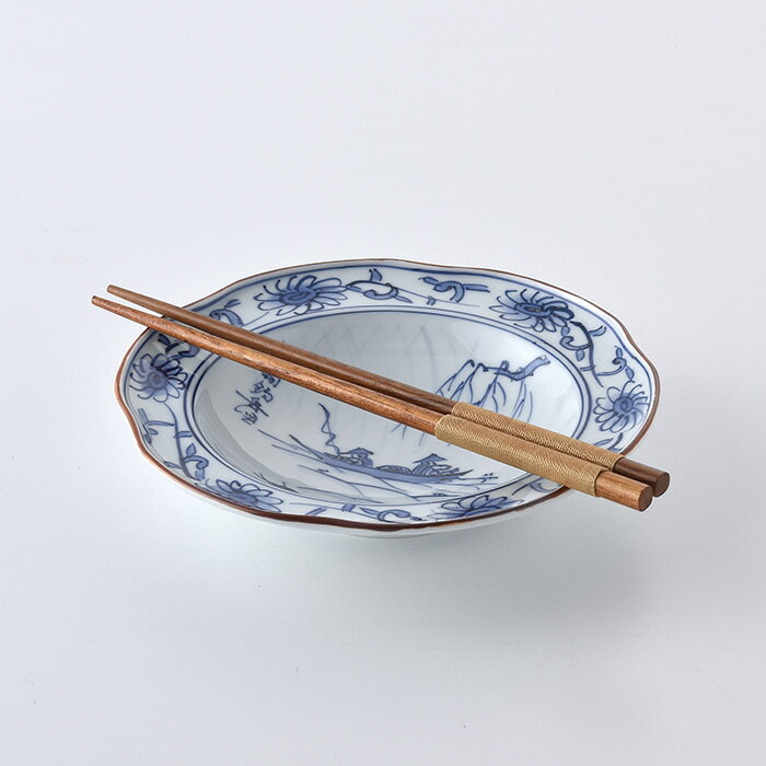 春雨釣舟図・花渕皿 14cm 手書き 波佐見焼 洸琳窯 取り皿 染付